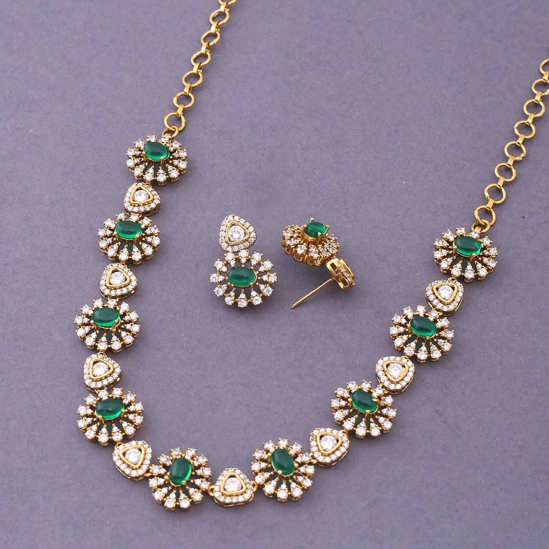 Emerald Arena Victorian Jewellery Set - New Arrival