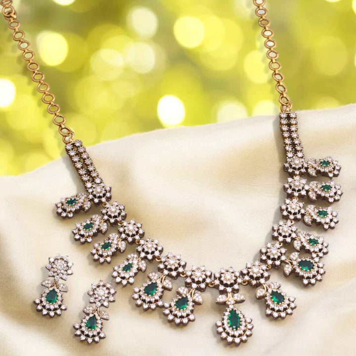 Emerald Arlina Victorian Jewellery Set- New Arrival
