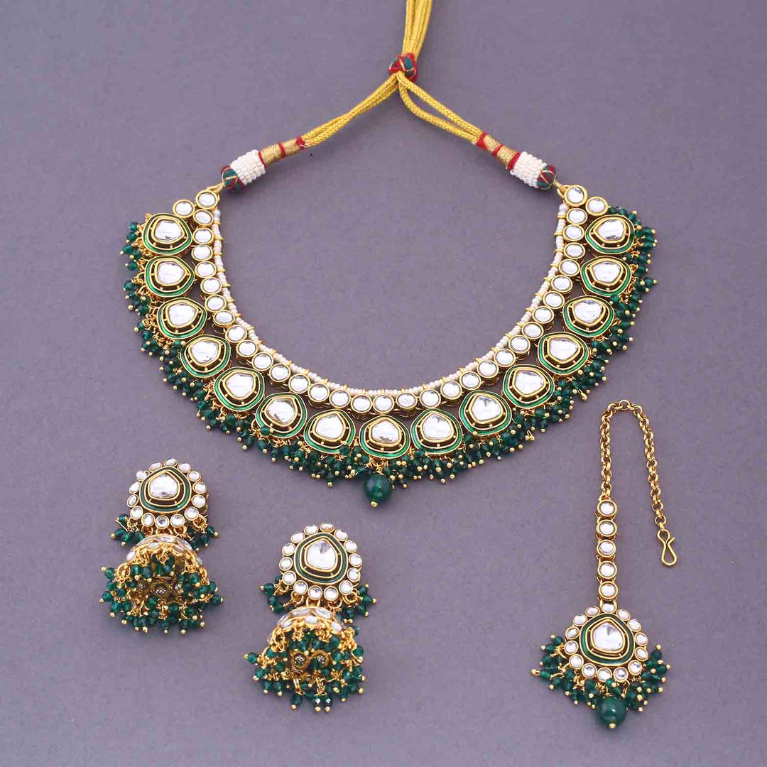 Emerald Arohi Kundan Jewellery Set