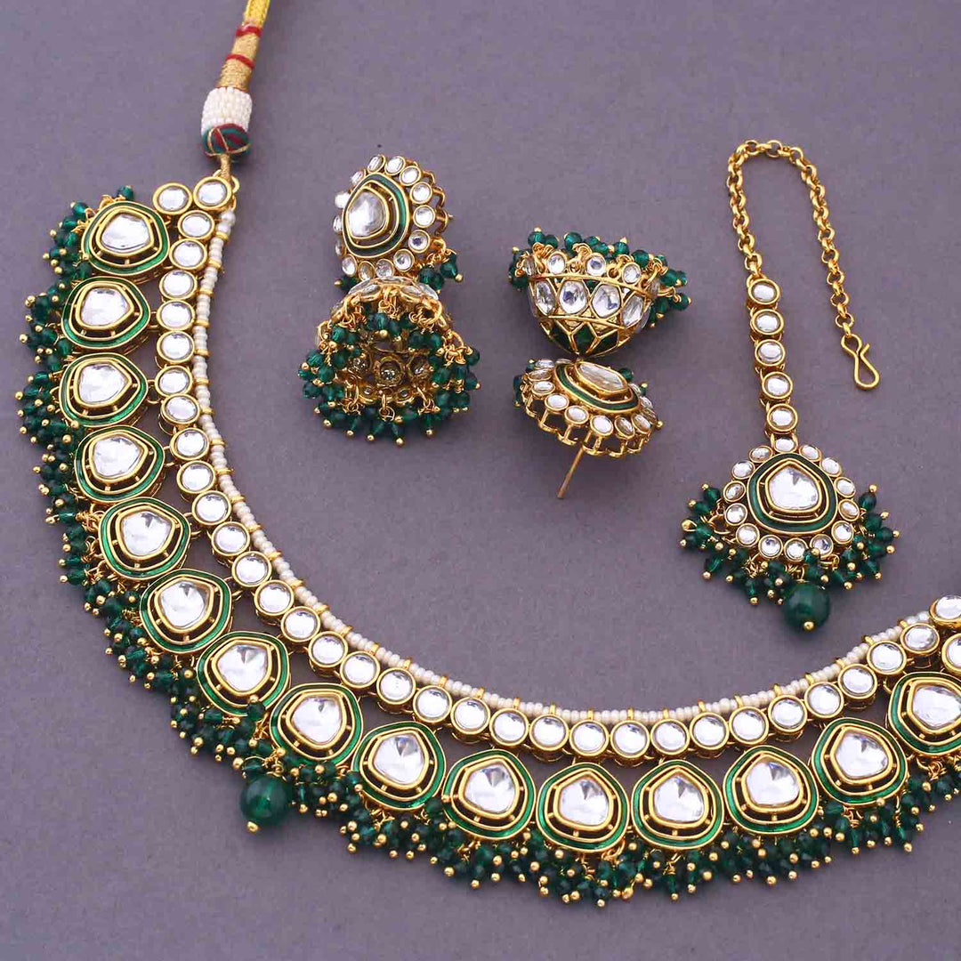 Emerald Arohi Kundan Jewellery Set