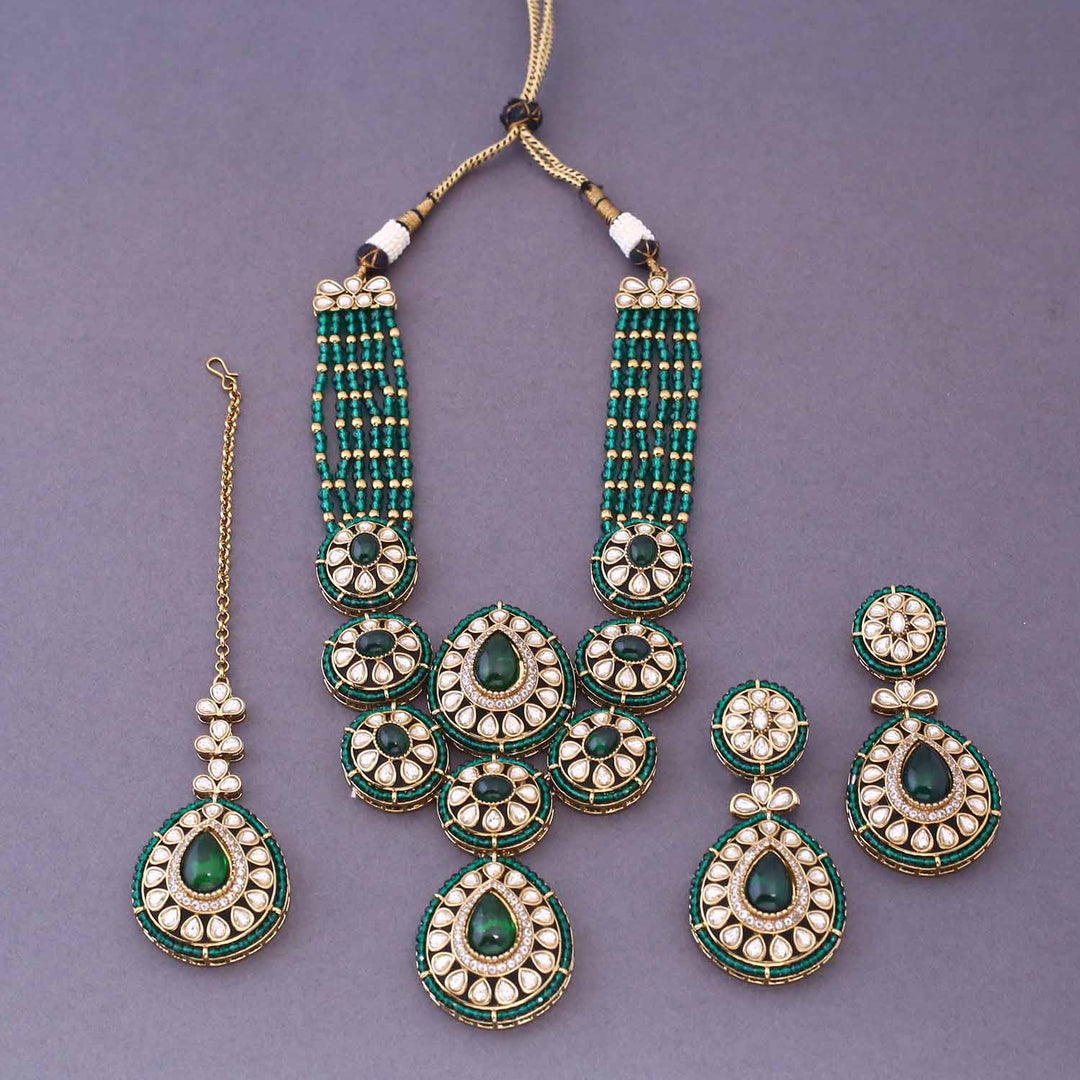 Emerald Aryani Kundan Jewellery Set