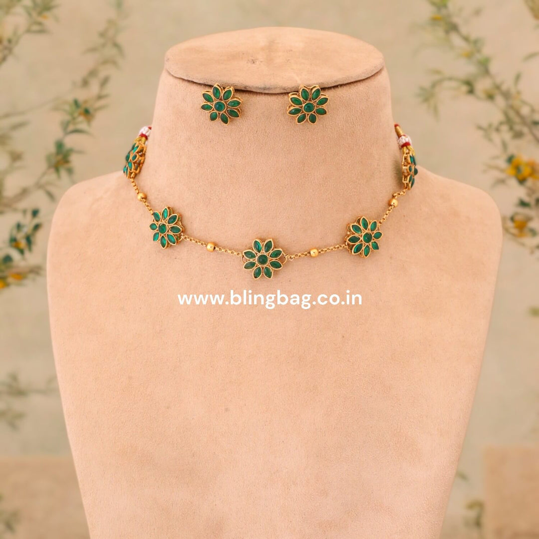 Emerald Asha Antique Jewellery Set-New Arrival