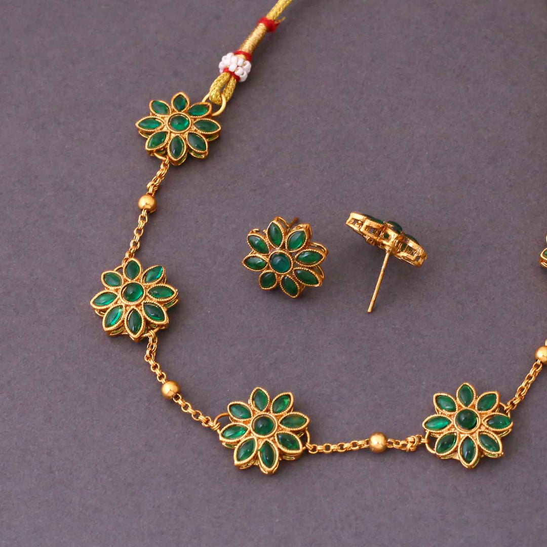 Emerald Asha Antique Jewellery Set-New Arrival
