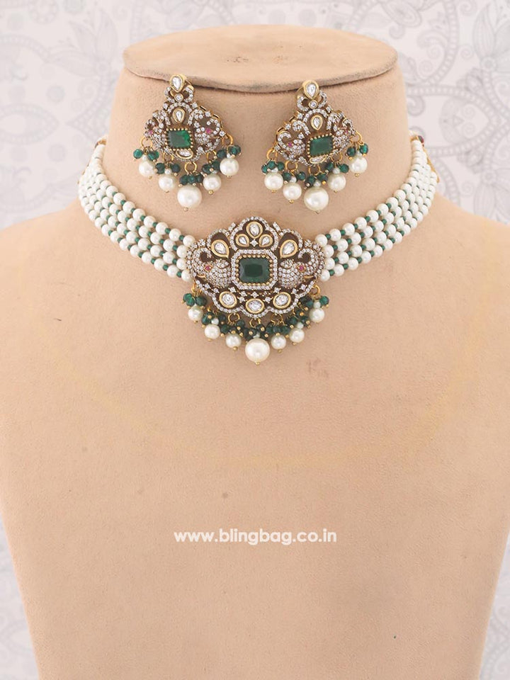 Emerald Ashvi Jewellery Set