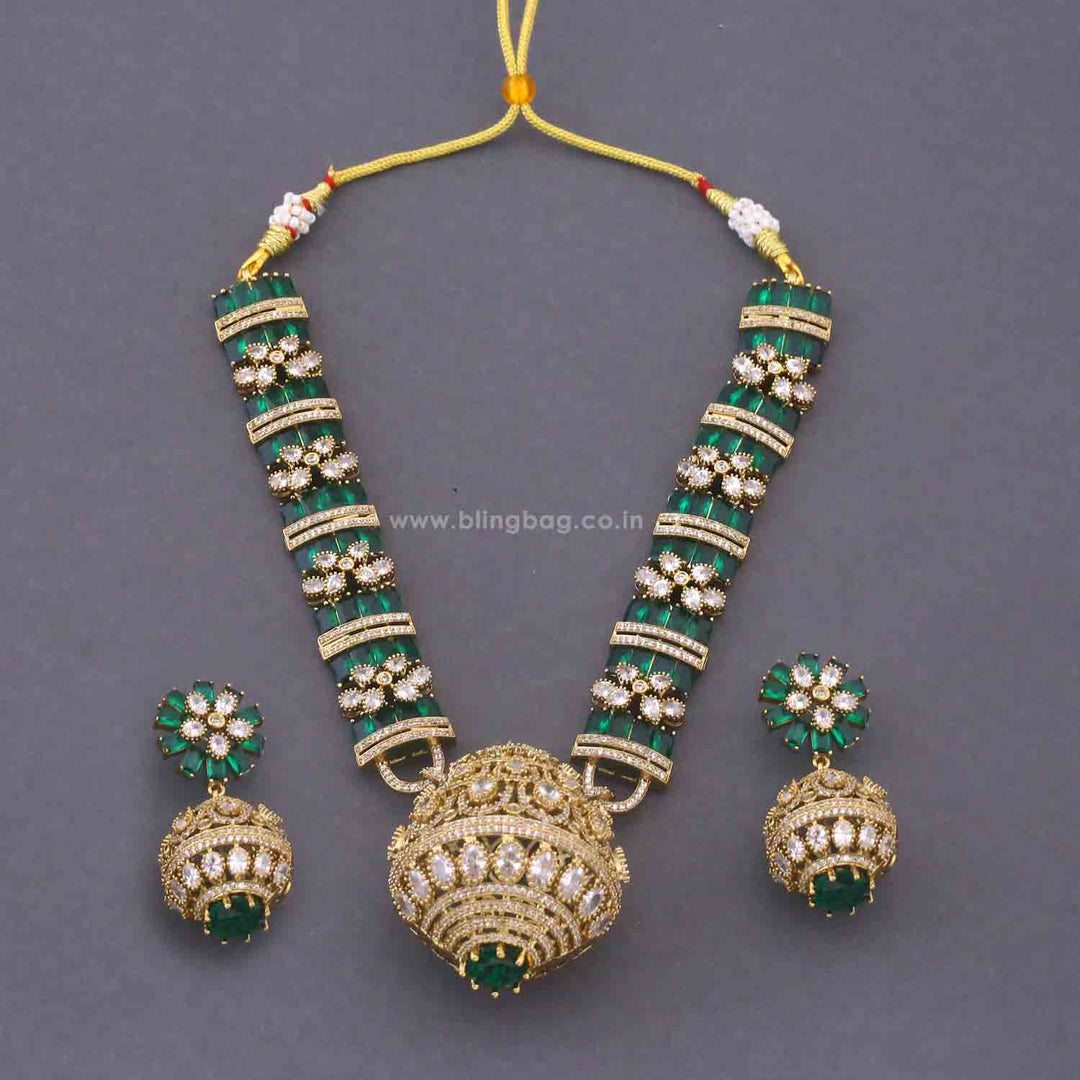 Emerald Asya Victorian Jewellery Set - New Arrival