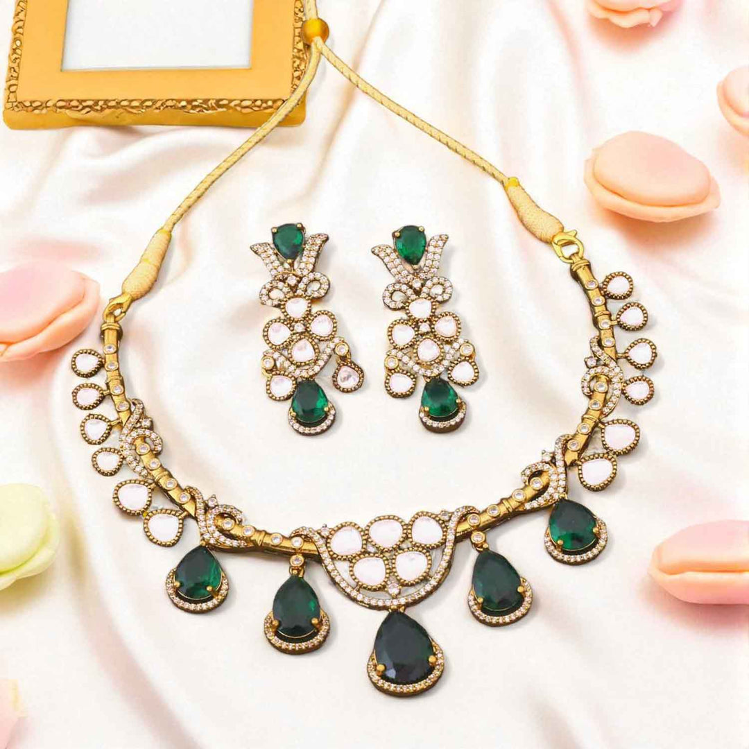 Emerald Aurelisse Victorian Jewellery Set - New Arrival