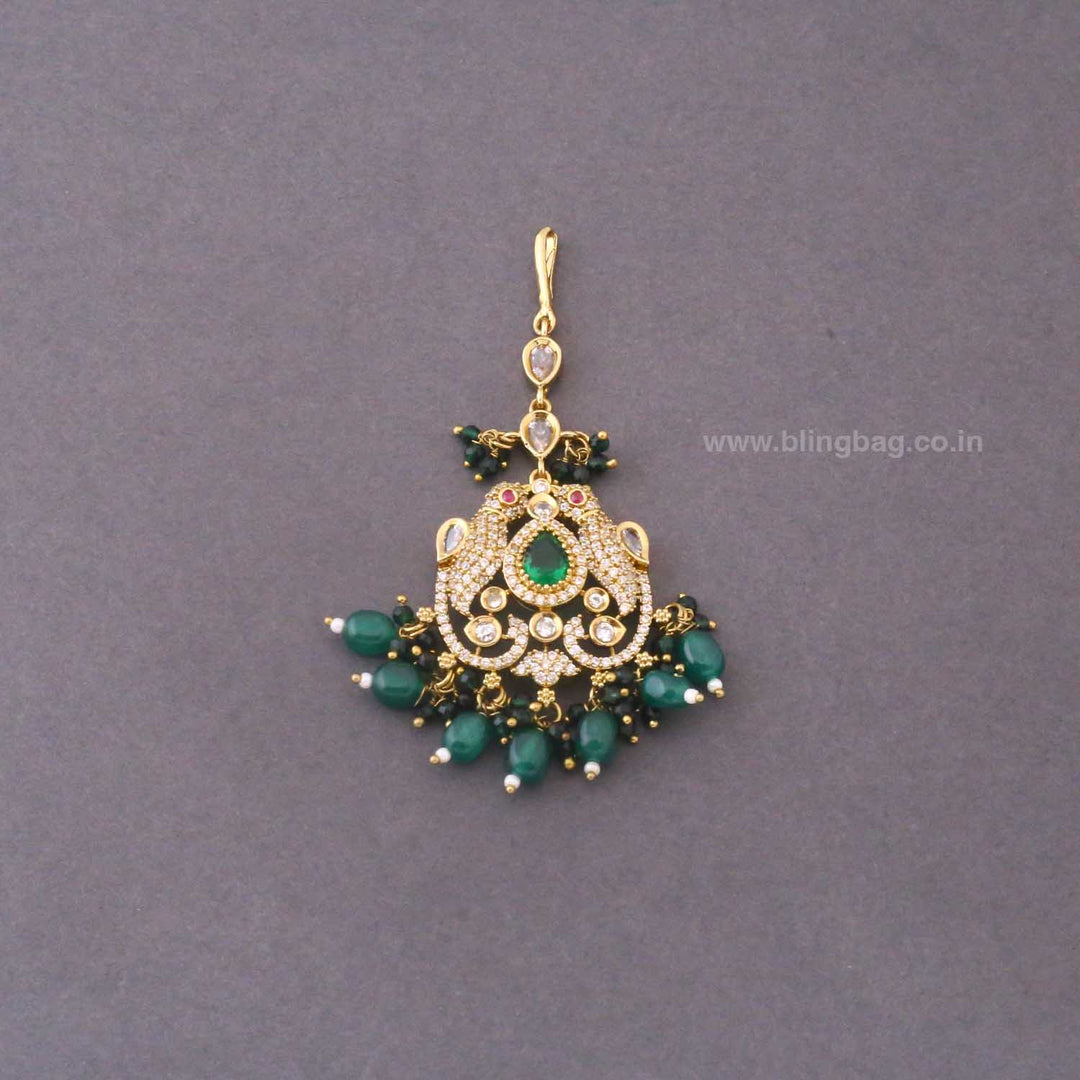 Emerald Aurista Maang Tikka