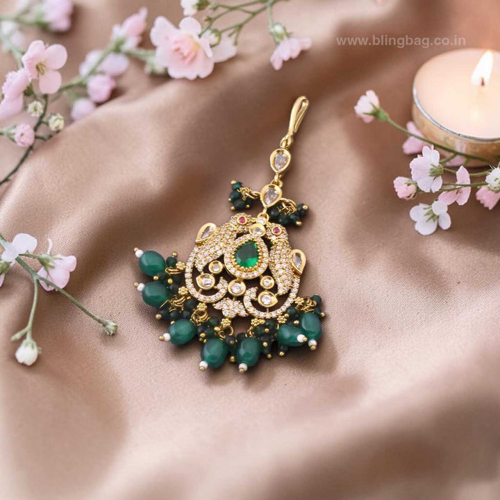 Emerald Aurista Maang Tikka