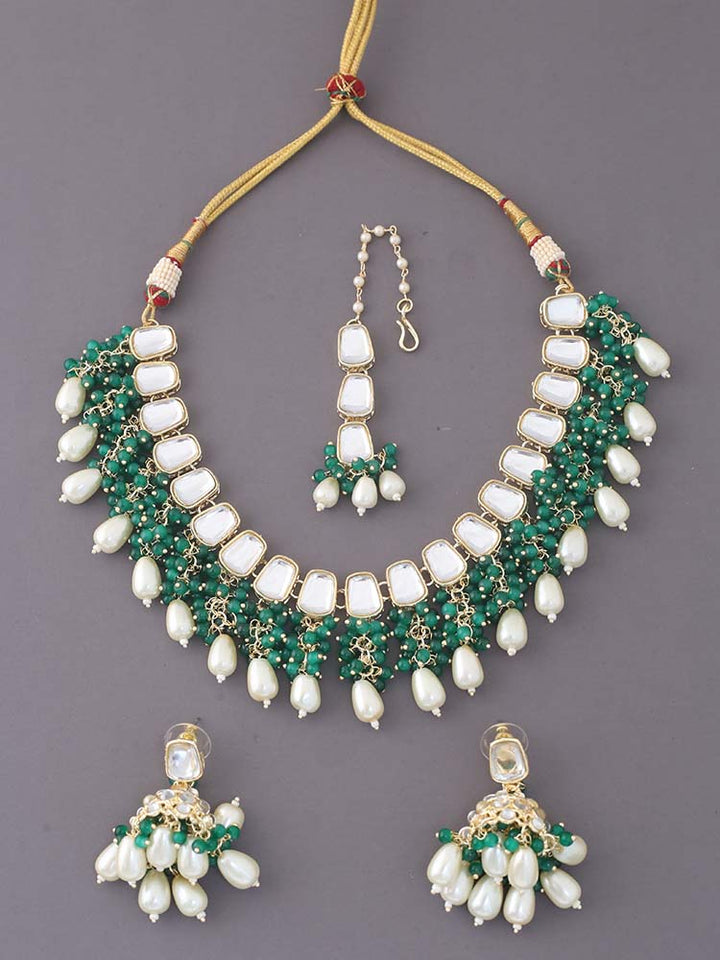 Emerald Avantika Jewellery Set