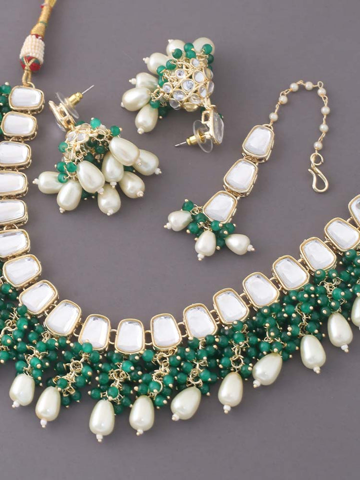 Emerald Avantika Jewellery Set