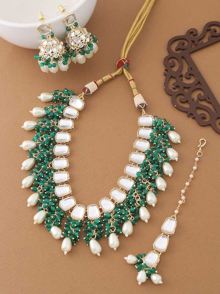 Emerald Avantika Jewellery Set
