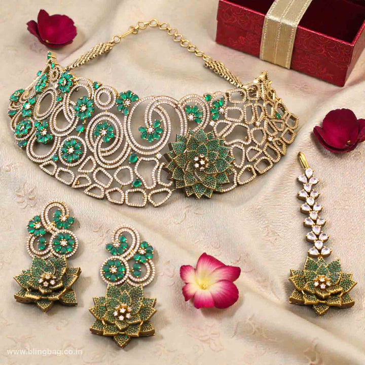 Emerald Avarose Victorian Jewellery Set- New Arrivals