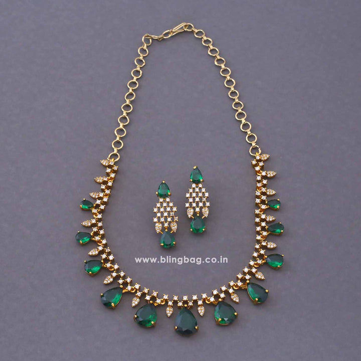 Emerald Avdotya Victorian Jewellery Set - New Arrival