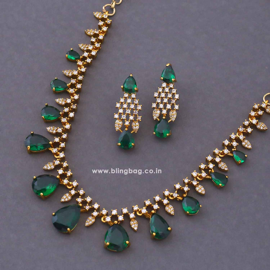 Emerald Avdotya Victorian Jewellery Set - New Arrival