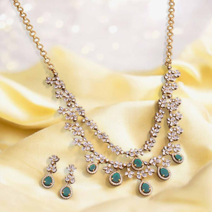 Emerald Barbel Victorian Jewellery Set- New Arrival