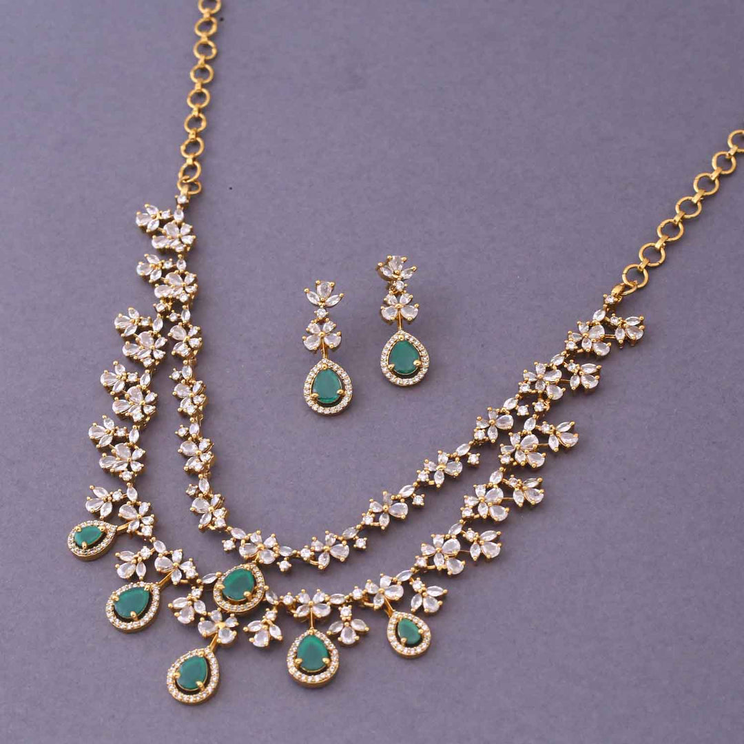 Emerald Barbel Victorian Jewellery Set- New Arrival
