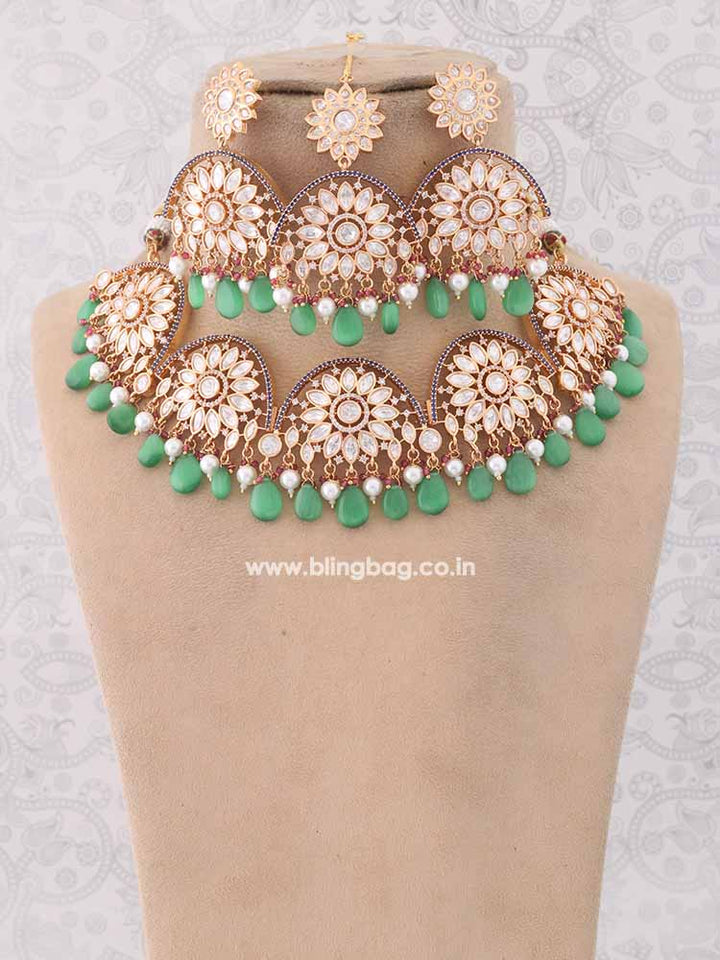 Emerald Bhargavi Kundan Jewellery Set