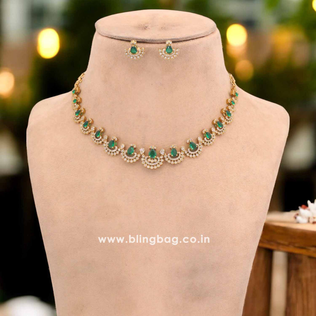 Emerald Brissa Victorian Jewellery Set - New Arrival