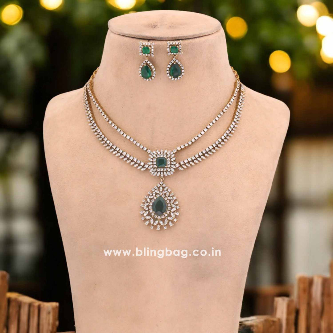 Emerald Callee Victorian Jewellery Set - New Arrival
