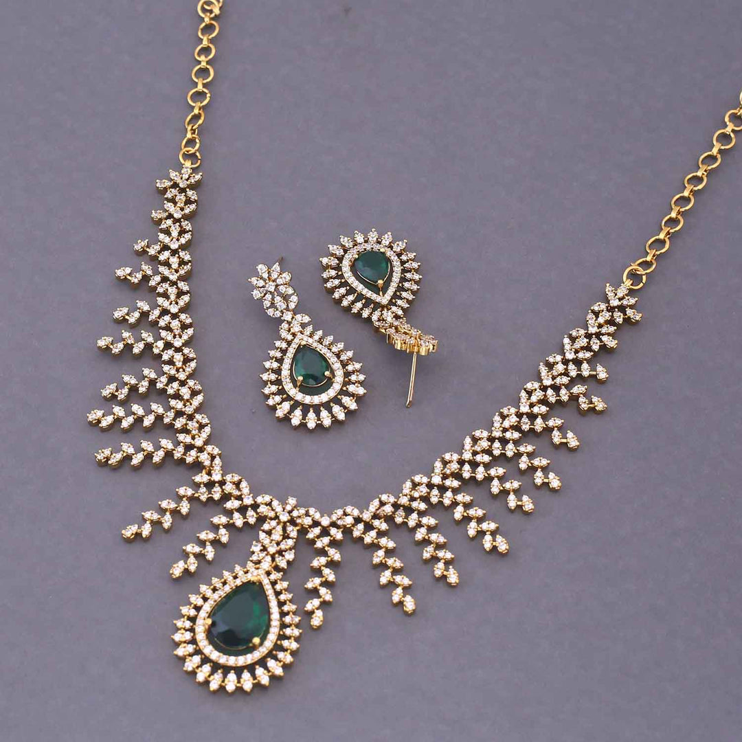 Emerald Cameo Victorian Jewellery Set - New Arrival