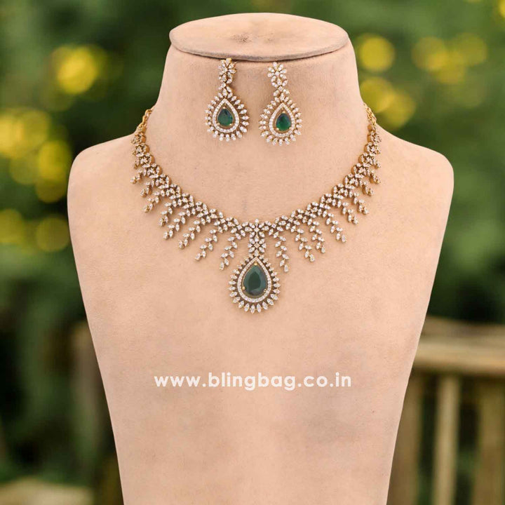 Emerald Cameo Victorian Jewellery Set - New Arrival