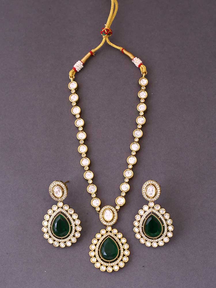 Emerald Cameron Victorian Jewellery Set - New Arrival