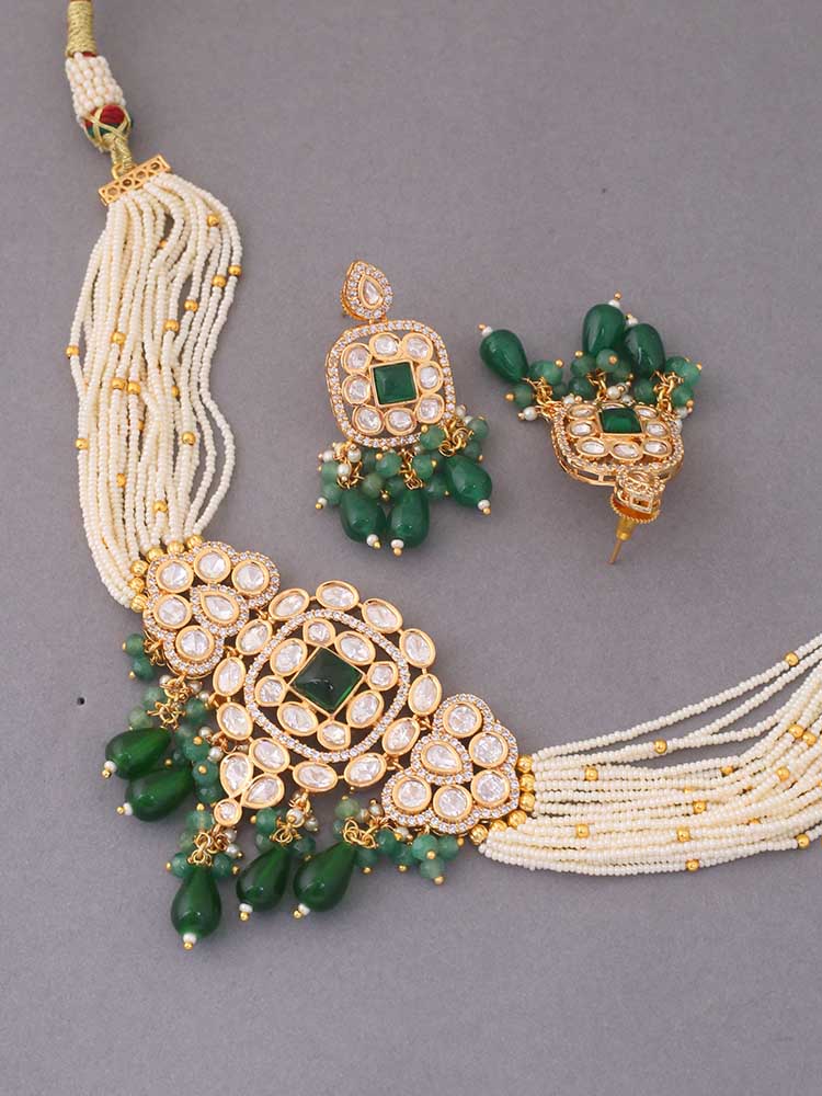 Emerald Castor Jewellery Set