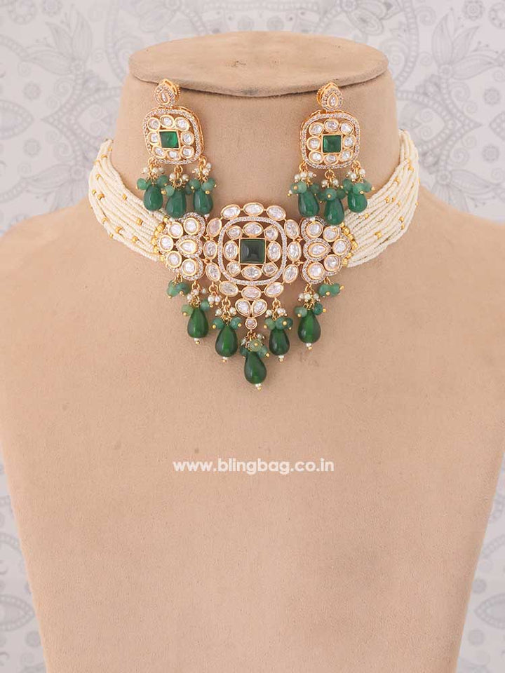 Emerald Castor Jewellery Set