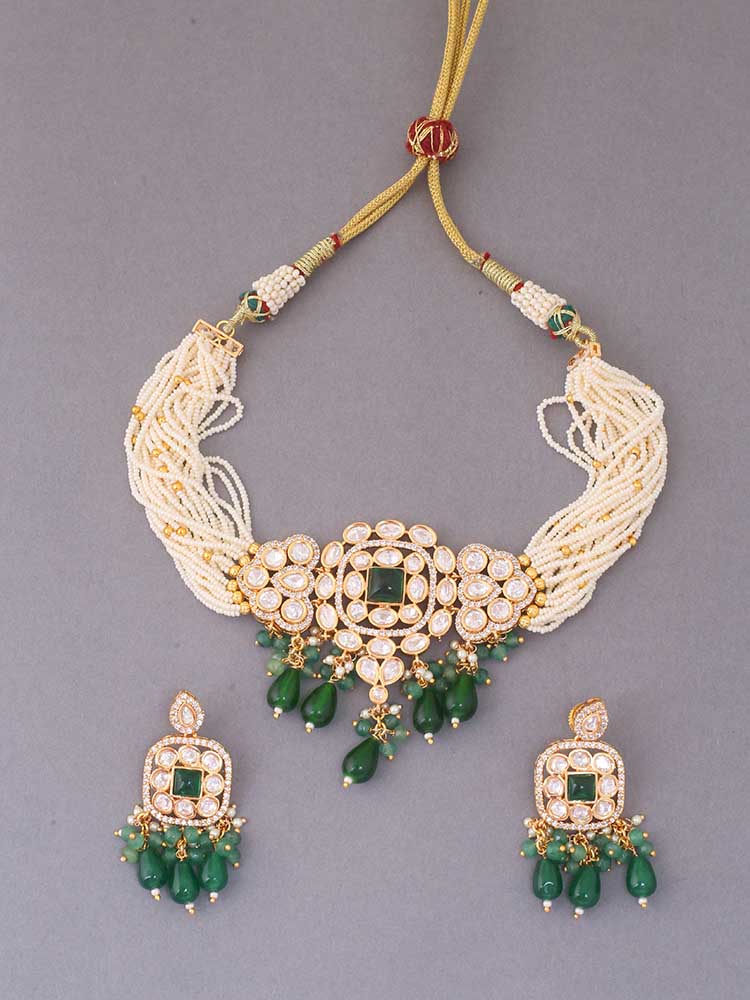 Emerald Castor Jewellery Set