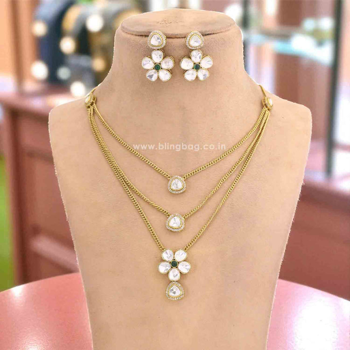 Emerald Celestrae Pendant Set