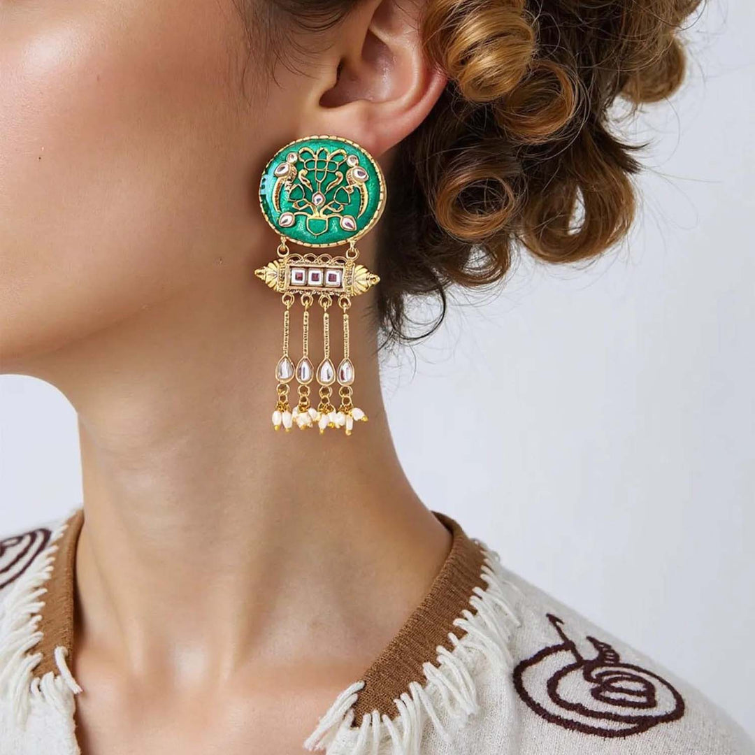 Emerald Celine Danglers