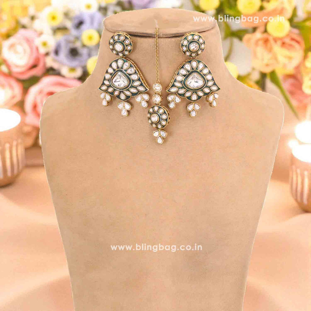 Emerald Chaitanya Kundan Jewellery Set