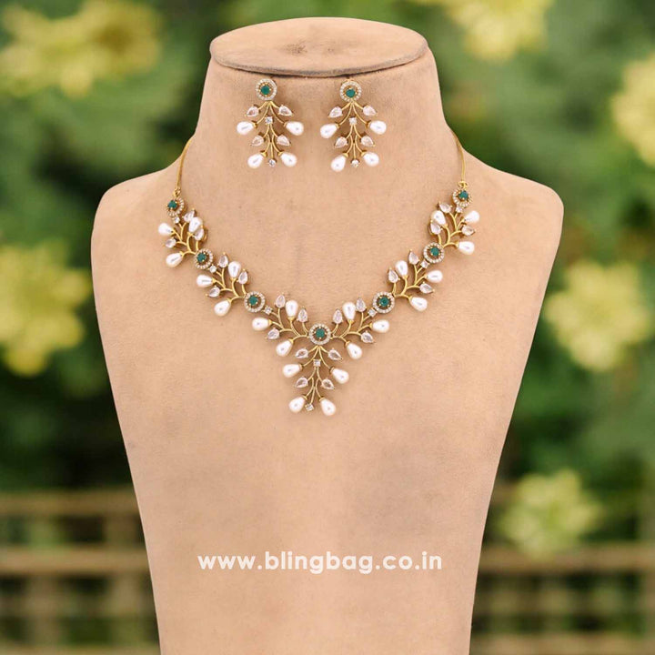 Emerald Charvi Victorian Jewellery Set - New Arrival