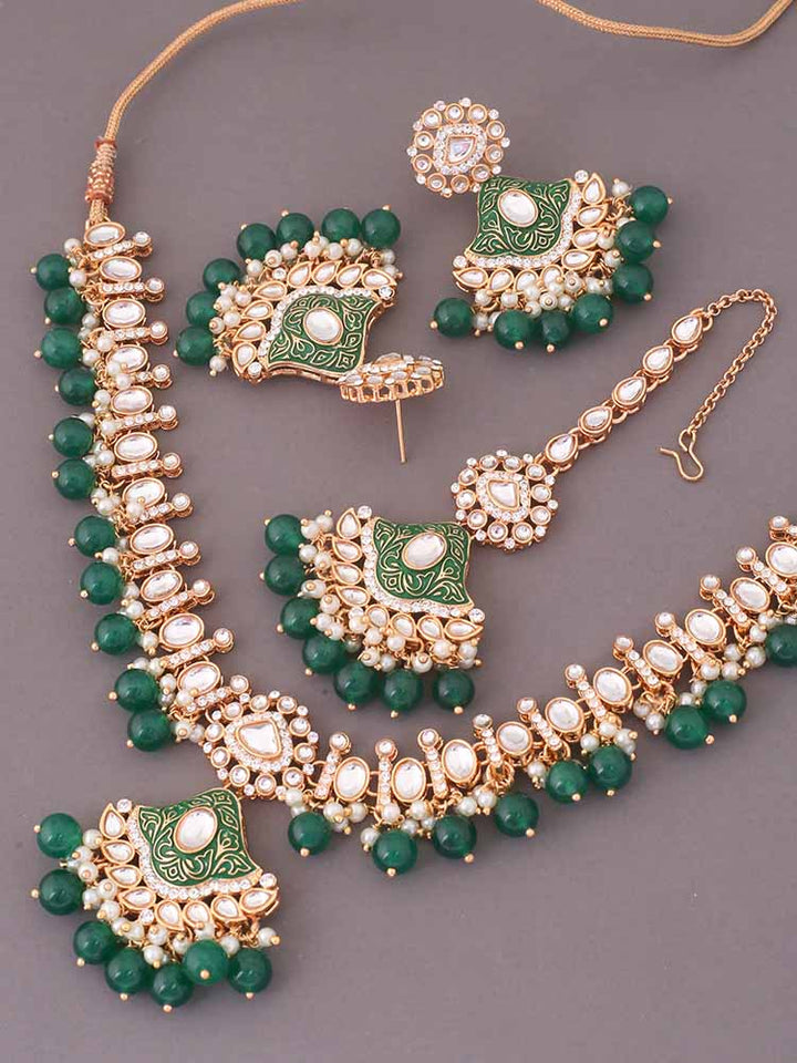 Emerald Cheshta Kundan Jewellery Set