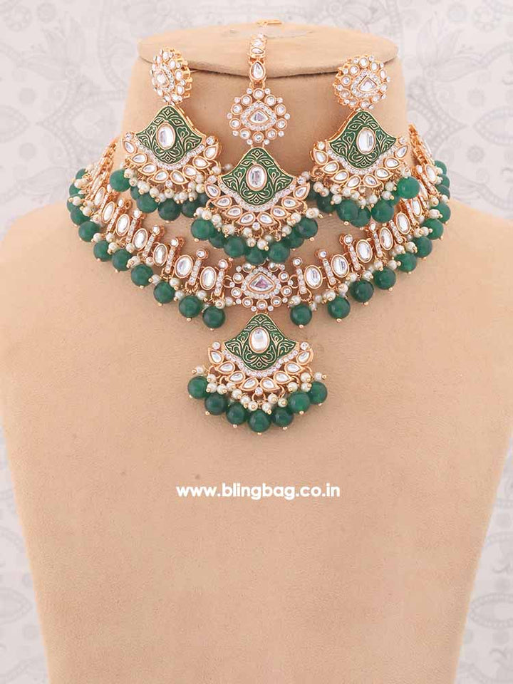 Emerald Cheshta Kundan Jewellery Set