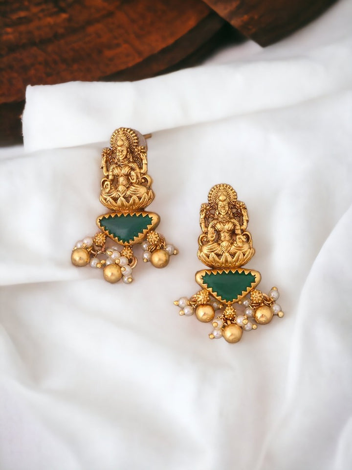 Emerald Chintpurni Temple Studs