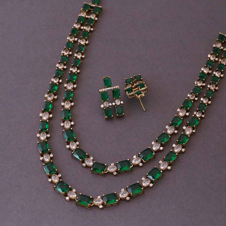 Emerald Claitte Victorian Jewellery Set- New Arrival