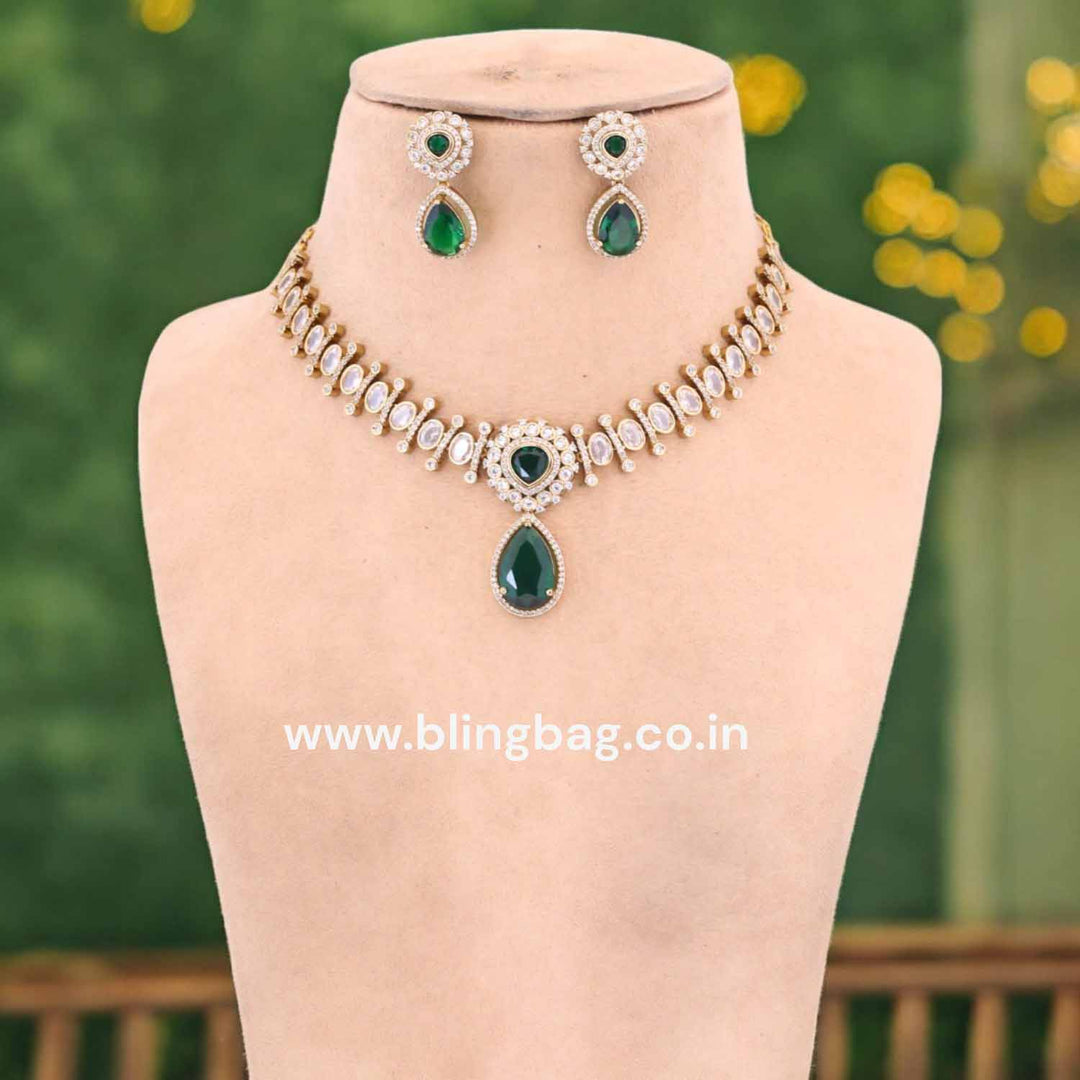 Emerald Clamen Victorian Jewellery Set -New Arrival