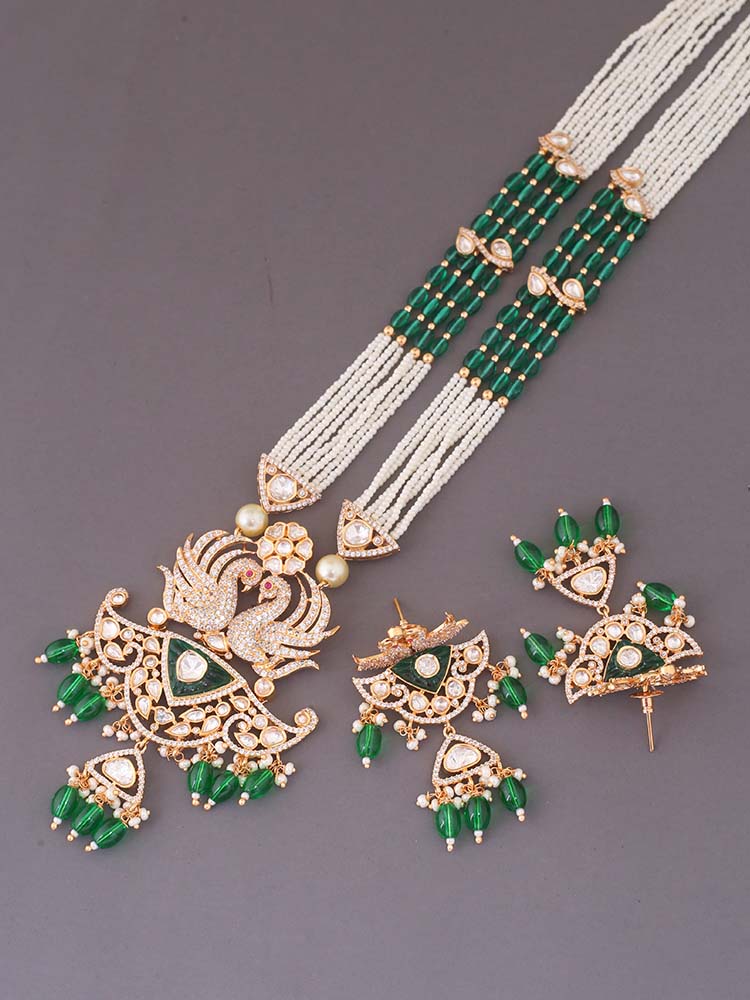 Emerald Cleva Kundan Jewellery Set