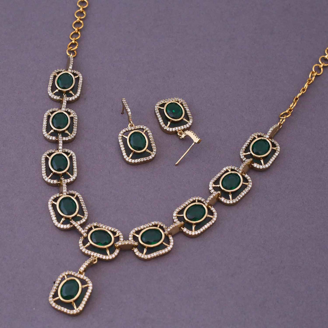 Emerald Colena Victorian Jewellery Set- New Arrival