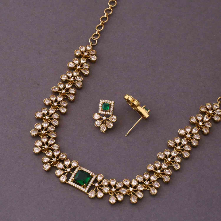 Emerald Coriyah Victorian Jewellery Set - New Arrival