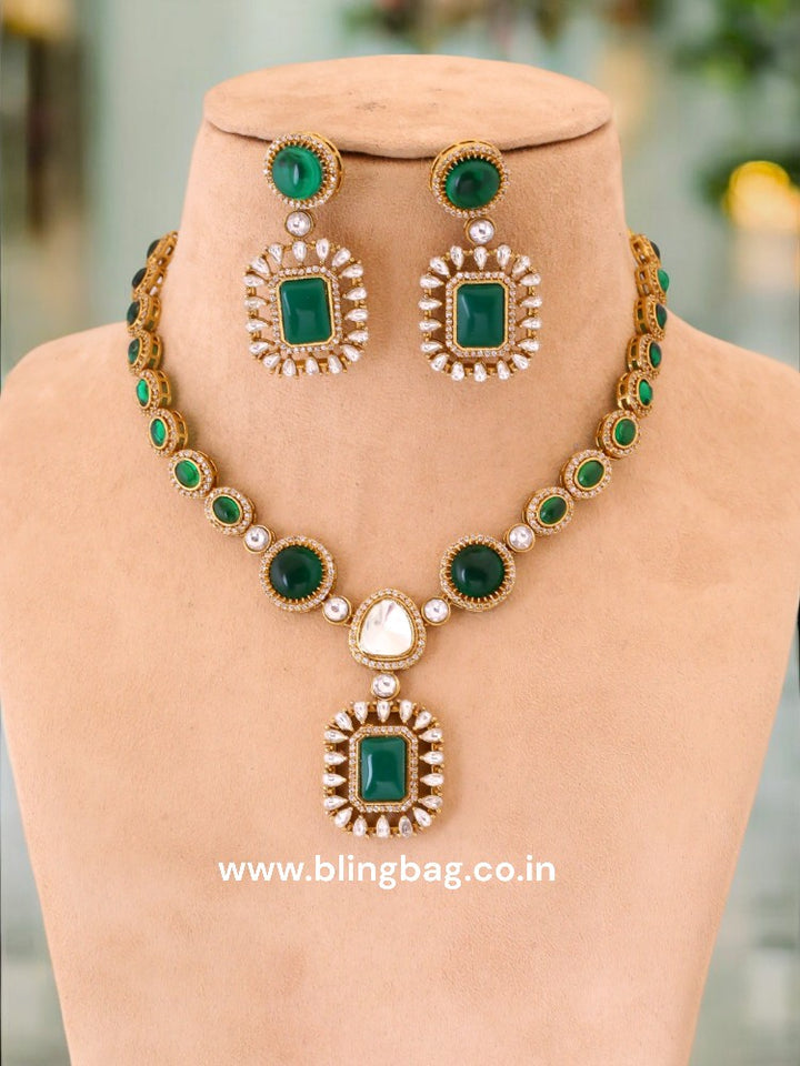 Emerald Daeshim Victorian Jewellery Set - New Arrival