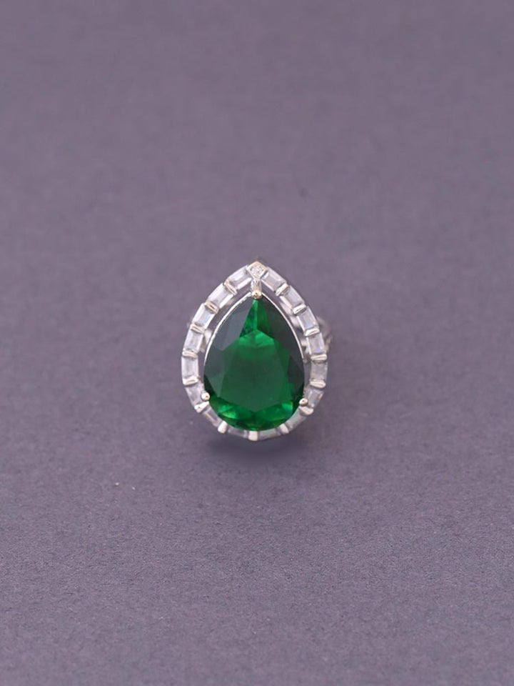 Emerald Dafni Adjustable Ring