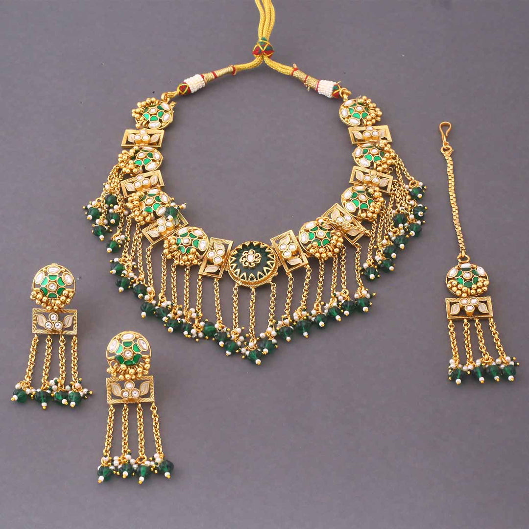 Emerald Daivi Heritage Jewellery Set - New Arrival