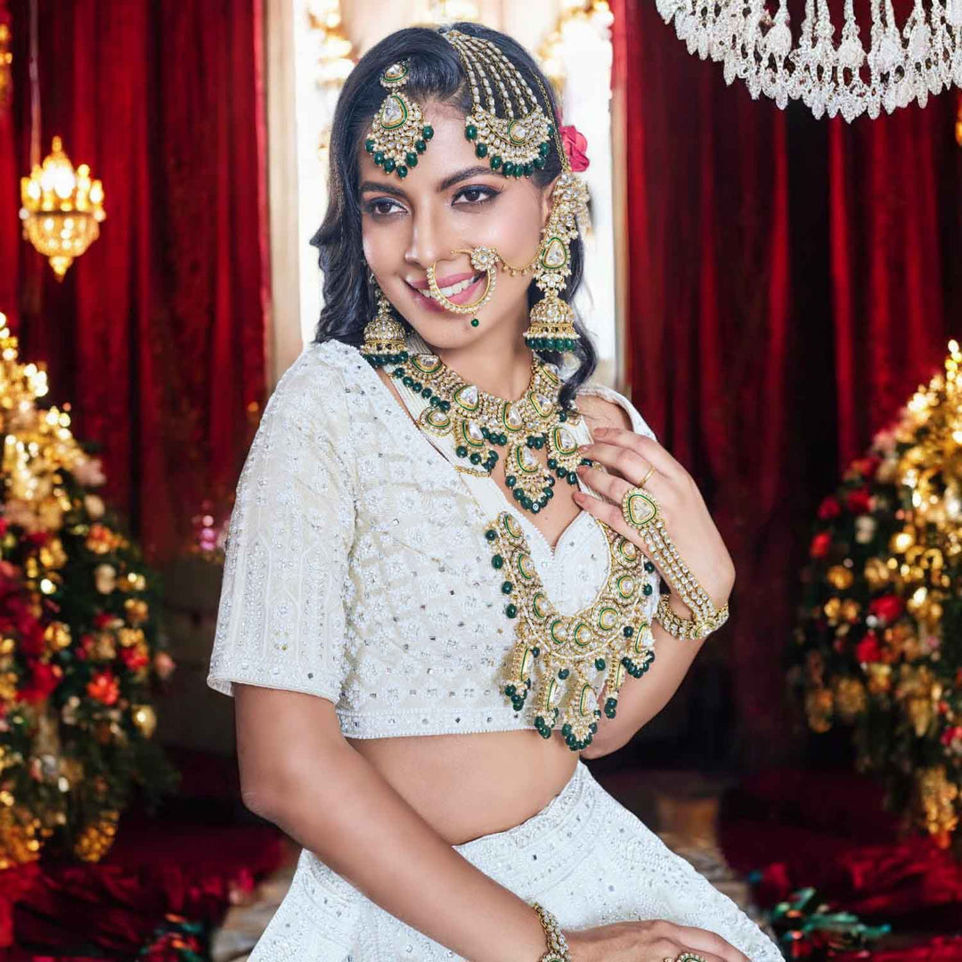 Emerald Dhanuna Bridal Jewellery Set
