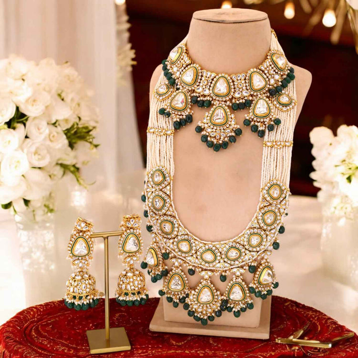 Emerald Dhanuna Bridal Jewellery Set
