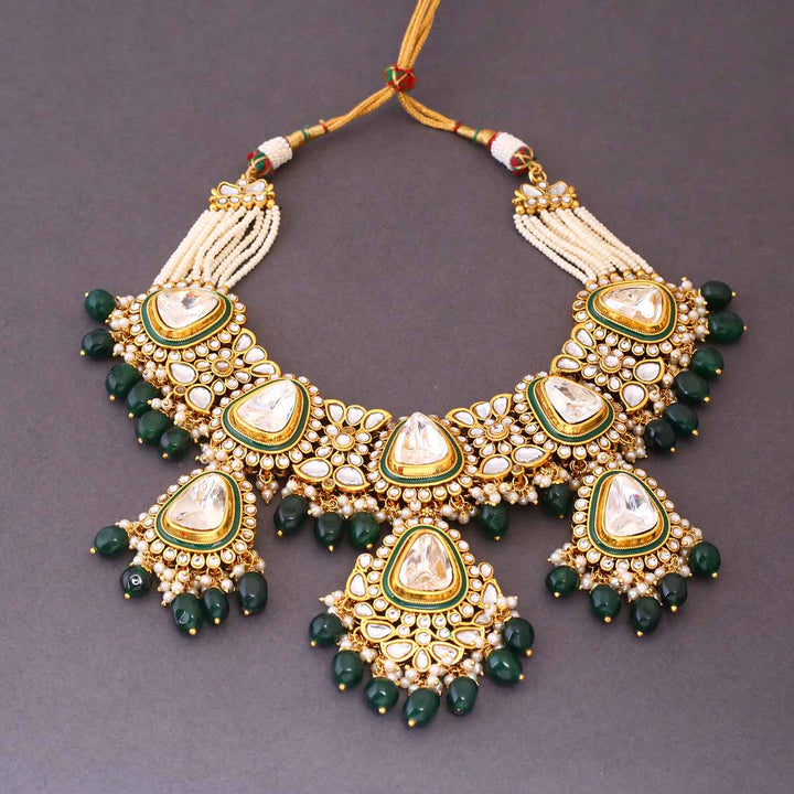 Emerald Dhanuna Bridal Jewellery Set