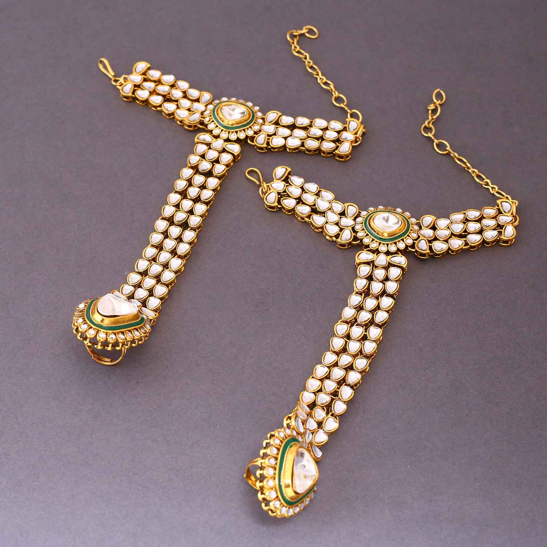 Emerald Dhanuna Bridal Jewellery Set