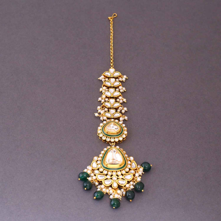 Emerald Dhanuna Bridal Jewellery Set