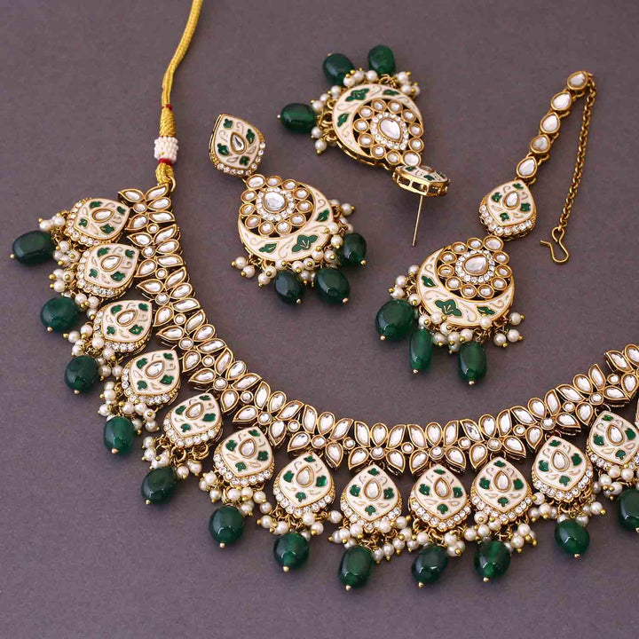 Emerald Dharvi Kundan Jewellery Set